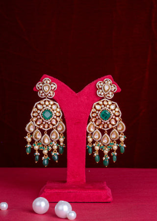 Royal Emerald Polki Kundan Bridal Necklace Set with Statement Pendant & Maang Tikka