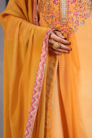 Gold Yellow Crepe Silk Hand Embroidered Printed Kurta With Gold Yellow Crepe Silk Printed Narrow Pants