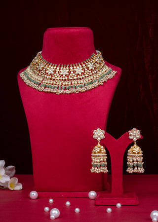 Classic Indian Wedding Kundan Choker