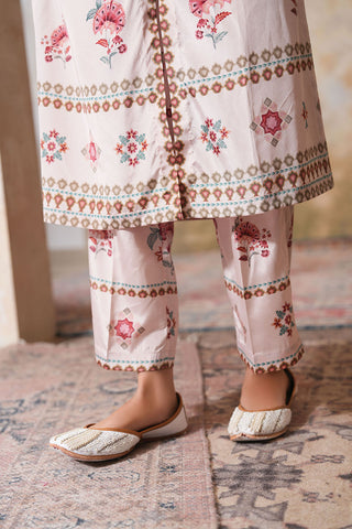 Rose Quartz Printed Kurta Set with Delicate Floral Motifs