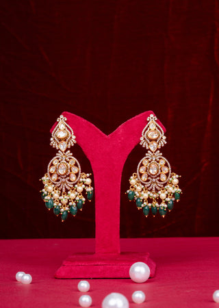 Grand Emerald Green Polki Kundan Bridal Choker Set with Matching Earrings and Maang Tikka