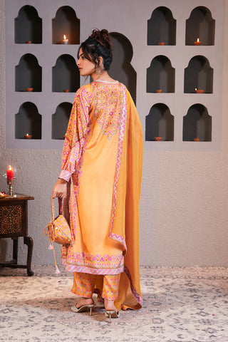Gold Yellow Crepe Silk Hand Embroidered Printed Kurta With Gold Yellow Crepe Silk Printed Narrow Pants