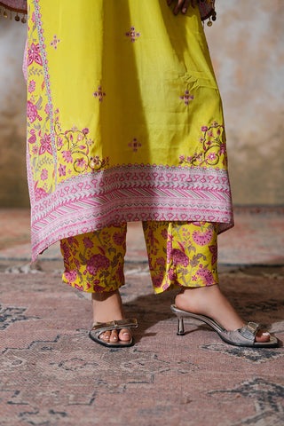 Lime Crepe Silk Hand Embroidered Printed Kaftan With Lime Crepe Silk Printed Narrow Pants - Set of 2