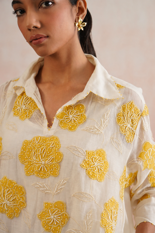 Mul chanderi applique and pearl embroidered oversized top paired with cotton pants
