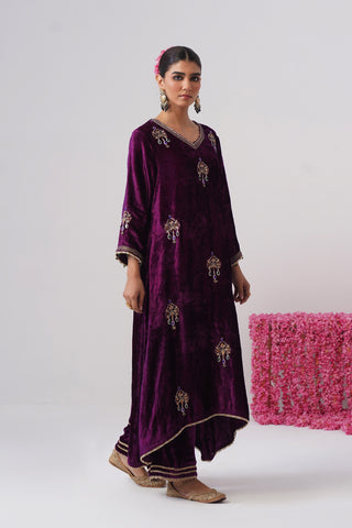 Deep Purple zardozi embroidered velvet kurta paired with velvet palazzo and embroidered tissue chanderi stripe dupatta