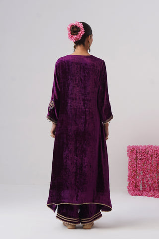 Deep Purple zardozi embroidered velvet kurta paired with velvet palazzo and embroidered tissue chanderi stripe dupatta