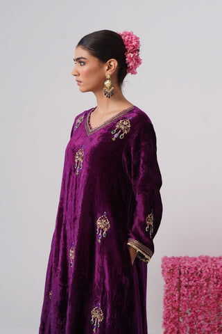 Deep Purple zardozi embroidered velvet kurta paired with velvet palazzo and embroidered tissue chanderi stripe dupatta