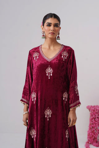 Wine zardozi embroidered velvet kurta paired with velvet palazzo and embroidered tissue chanderi stripe dupatta