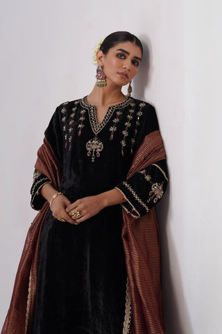 Black zardozi embroidered velvet kurta paired with velvet pants and embroidered tissue chanderi stripe dupatta