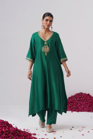 Emerald Green zardozi embroidered chanderi silk kurta