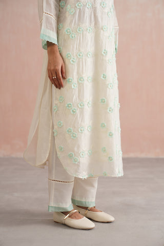 Off-white Mul chanderi pearl embroidered kurta paired with cotton pants with green accent - Set of 3