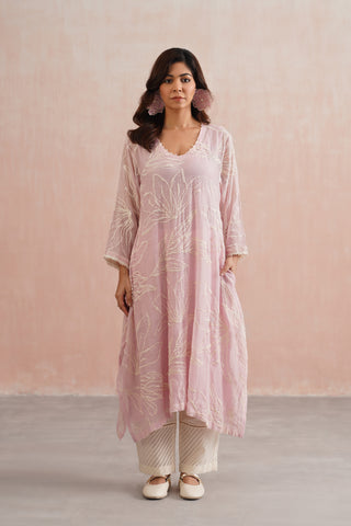 Rose Pink Mul chanderi pearl embroidered kurta paired with cotton pants - Set of 3