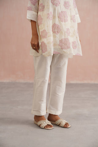 Offwhite Mul Chanderi Lilac Appliqué & Pearl Embroidered Pant Set