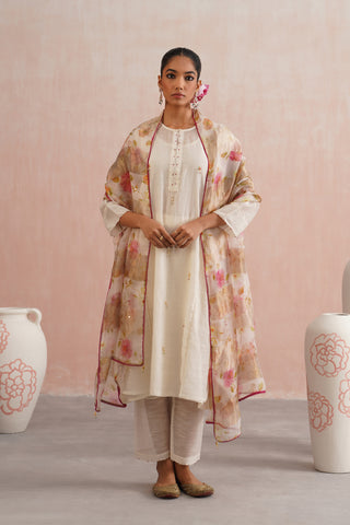 Ivory Mul chanderi pearl and jewels embroidered kurta paired with cotton chanderi pants and tissue organza embroidered dupatta - Set of 4