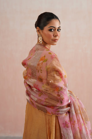 Peach Mul chanderi pearl and jewels embroidered kurta