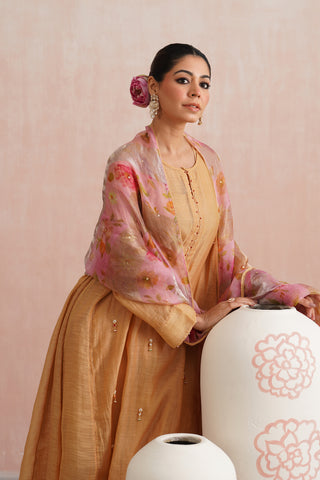 Peach Mul chanderi pearl and jewels embroidered kurta
