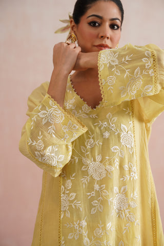 Yellow Mul chanderi pearl embroidered short kurta paired with cotton pants and mul chanderi dupatta - Set of 4
