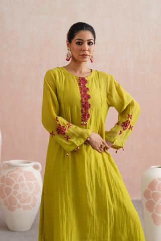 Lime Green Mul chanderi beadwork kurta paired with cotton chanderi pants and mul chanderi embroidered dupatta - Set of 4
