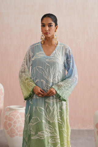 Mul chanderi ombre pearl embroidered kurta paired with cotton pants and mul chanderi dupatta - Set of 4