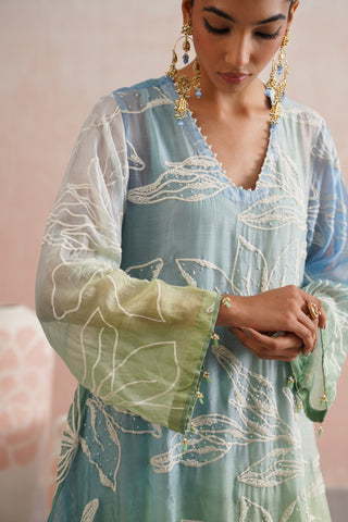Mul chanderi ombre pearl embroidered kurta paired with cotton pants and mul chanderi dupatta - Set of 4
