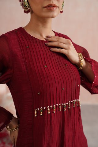 Maroon Mul chanderi pearl and jewels embroidered Suit