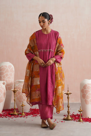 Fuchsia Mul chanderi pearl and jewels embroidered kurta paired with cotton chanderi pants and tissue organza embroidered dupatta - Set of 3