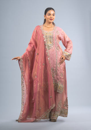 Royal Rose Pink Embroidered Kurta Set
