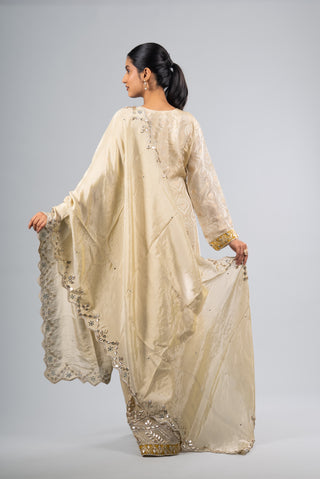 Regal Ivory Kurta Set