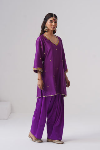 Purple zardozi embroidered chanderi silk kurta set