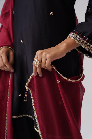 Black zardozi embroidered chanderi silk kurta set