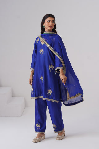 Electric blue zardozi embroidered chanderi silk kurta set