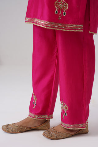 Hot pink zardozi embroidered chanderi silk kurta set