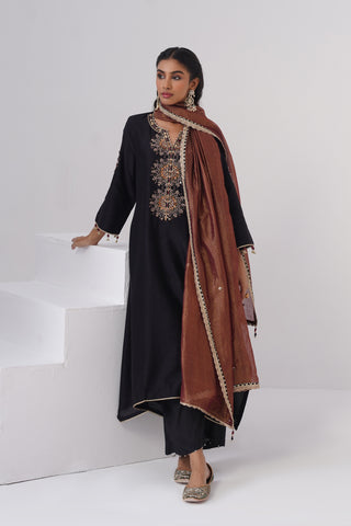 Black zardozi embroidered chanderi silk kurta set
