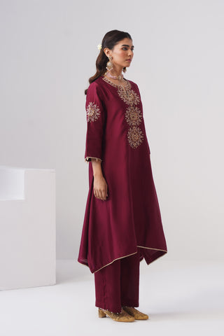 Maroon zardozi embroidered chanderi silk kurta set