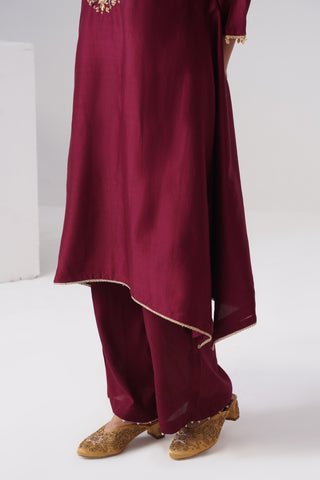 Maroon zardozi embroidered chanderi silk kurta set
