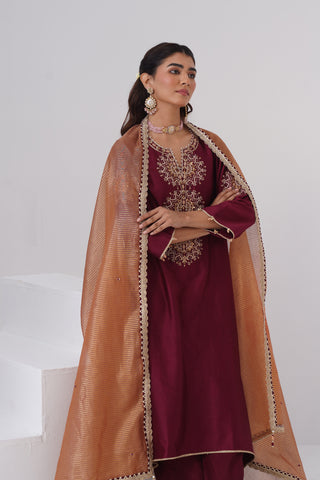 Maroon zardozi embroidered chanderi silk kurta set