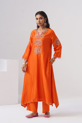 Mango Yellow zardozi embroidered chanderi silk kurta set