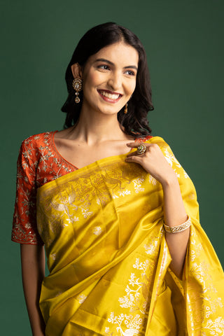 Luminous Golden Marigold Silk Saree with Intricate Heritage Zari Weaving