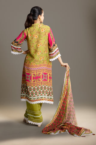 Charming Vintage Blossom Mosaic Kurta Set with Intricate Lace Accents