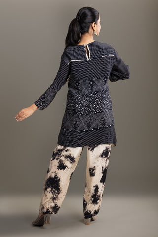 Eclectic Black Embroidered Kurta