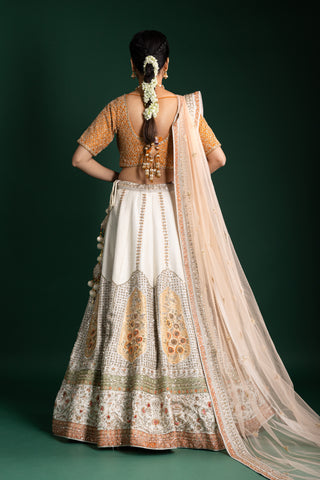 Champagne Sunset Grandeur Lehenga