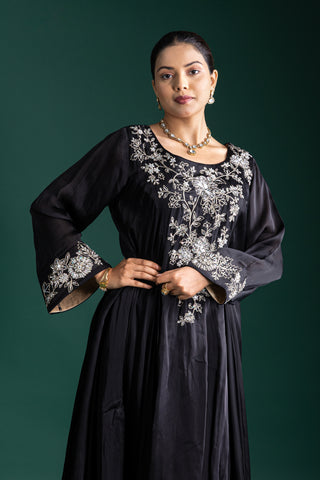 Elegant Midnight Noir Anarkali