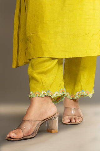 Exquisite Citrus Blossom Green Kurta Set